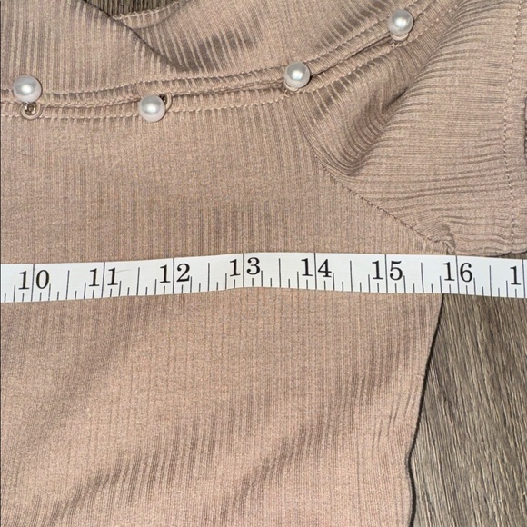 REVOLVE h:ours Tan Off-Shoulder Long Sleeve DelhiaPearl Dress Size:M mini Dress - Picture 12 of 13